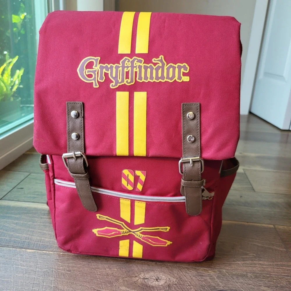 Harry Potter Gryffindor Quidditch Maroon Canvas Backpack Hogwarts Branded Straps